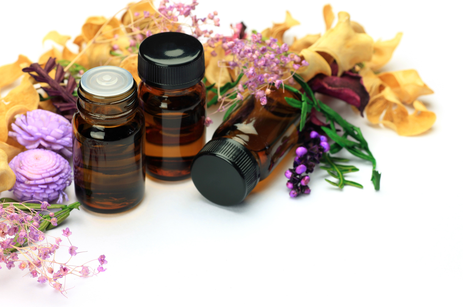 7 Skincare Ingredients That Can Worsen Eczema